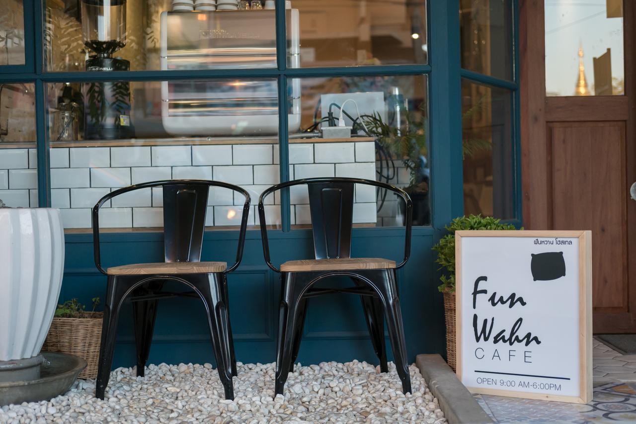 Funwahn Hostel And Cafe Csiangmaj Kültér fotó